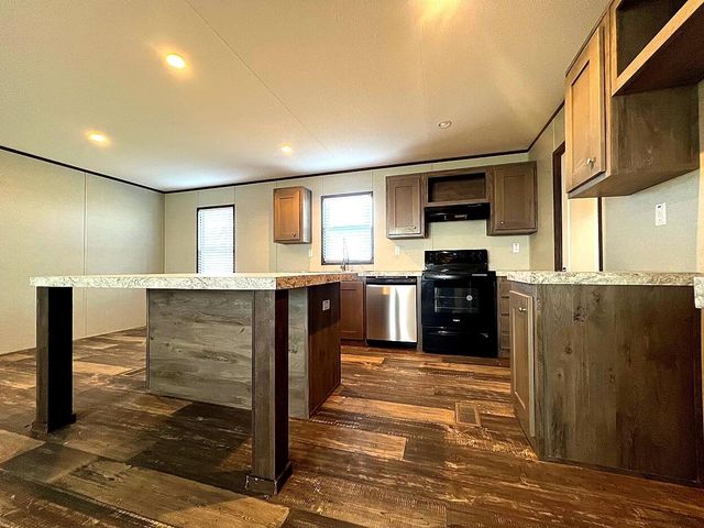 6901 Pr Henry, Shallowater, TX 79363