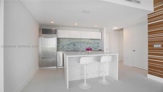 1040 W Biscayne Blvd 1206, Miami, FL 33132