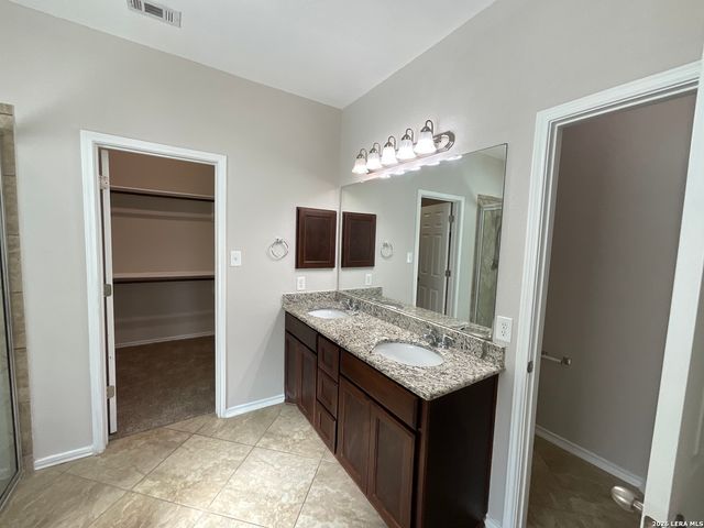 12422 Red Maple, San Antonio, TX 78253