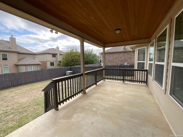 12422 Red Maple, San Antonio, TX 78253