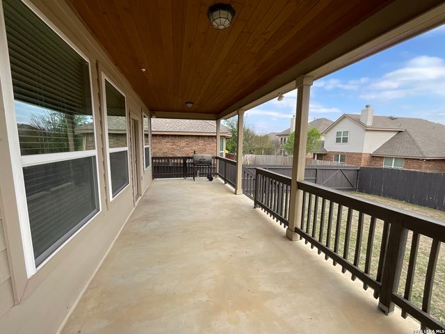 12422 Red Maple, San Antonio, TX 78253