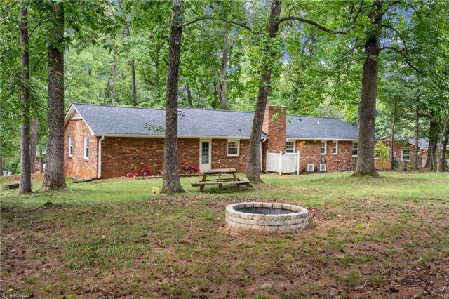 5930 Alani Court, Winston-salem, NC 27103