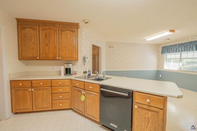 638 Smithville Church Road, Warner Robins, GA 31088