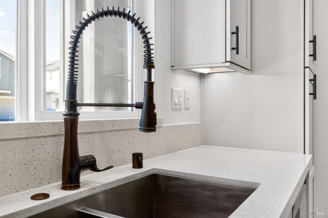 2782 Bella Cir, Santa Rosa, CA 95407