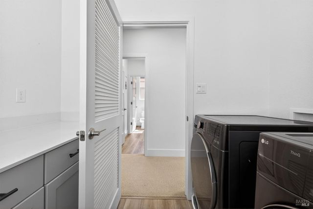 2782 Bella Cir, Santa Rosa, CA 95407