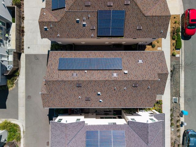 2782 Bella Cir, Santa Rosa, CA 95407