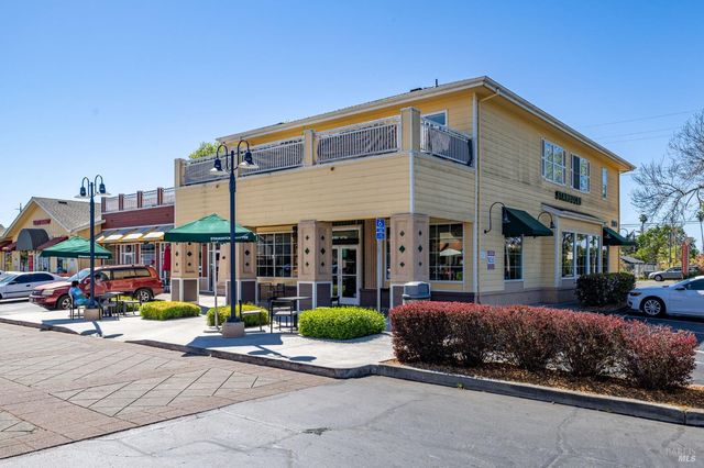 2782 Bella Cir, Santa Rosa, CA 95407