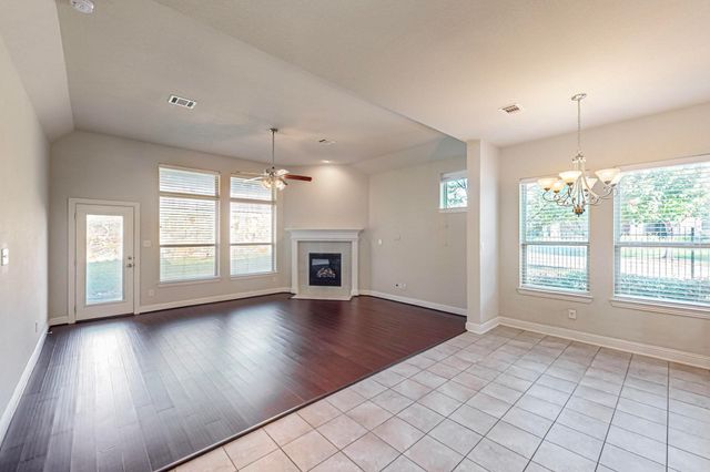 6723 Capistrano Street, Irving, TX 75039