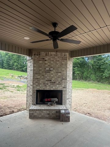 222 Cason Hill Boulevard, Bryant, AR 72002