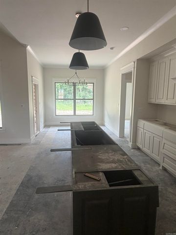 222 Cason Hill Boulevard, Bryant, AR 72002