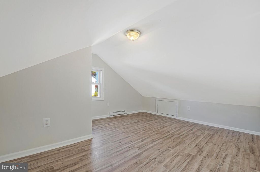 Image 19 of property listing at 7712 FREDERICK RD, Hyattsville, MD 20784