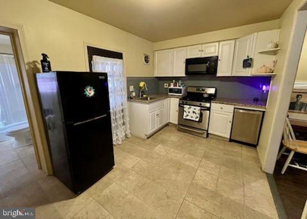 829 W PORTER ST, Philadelphia, PA 19148