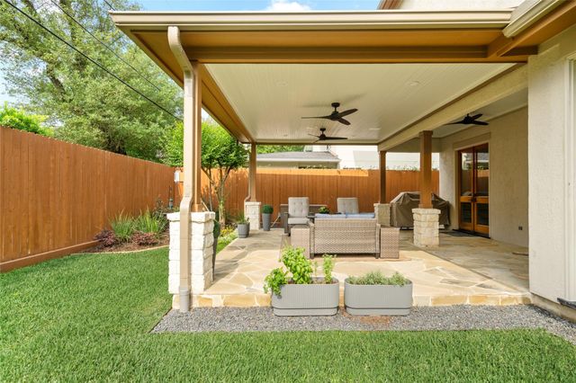4605 Huisache Street, Bellaire, TX 77401