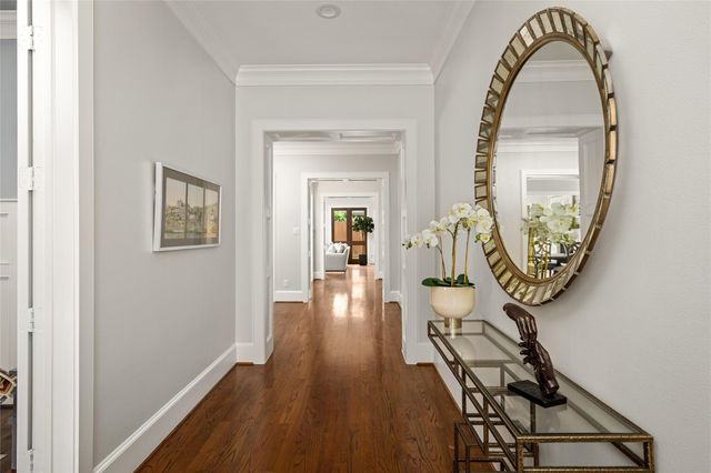4605 Huisache Street, Bellaire, TX 77401