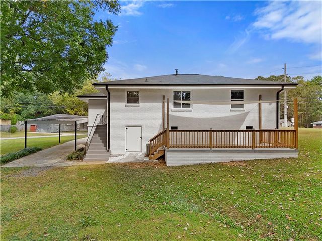 1024 Magnolia SE Drive, Smyrna, GA 30082