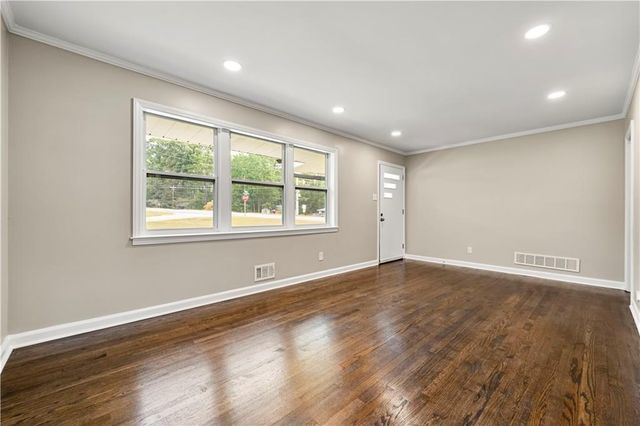 1024 Magnolia SE Drive, Smyrna, GA 30082