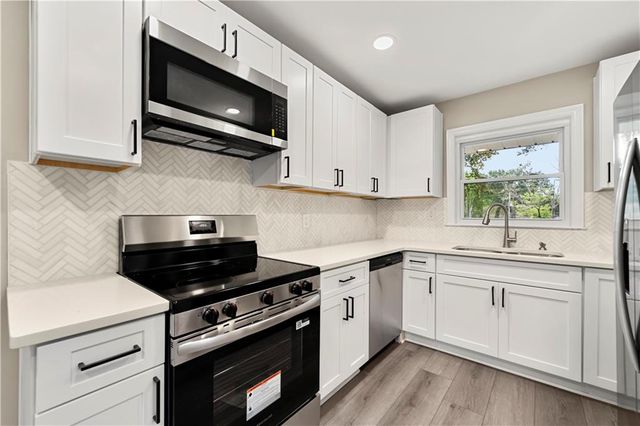 1024 Magnolia SE Drive, Smyrna, GA 30082