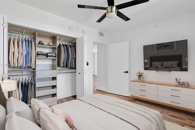 1330 W Ave 3007 3007, Miami Beach, FL 33139