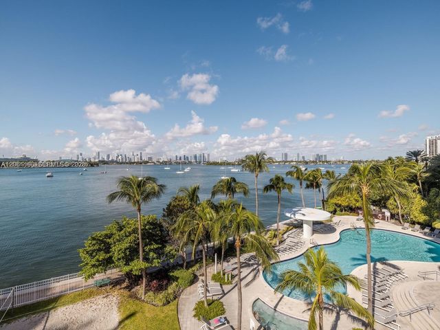1330 W Ave 3007 3007, Miami Beach, FL 33139