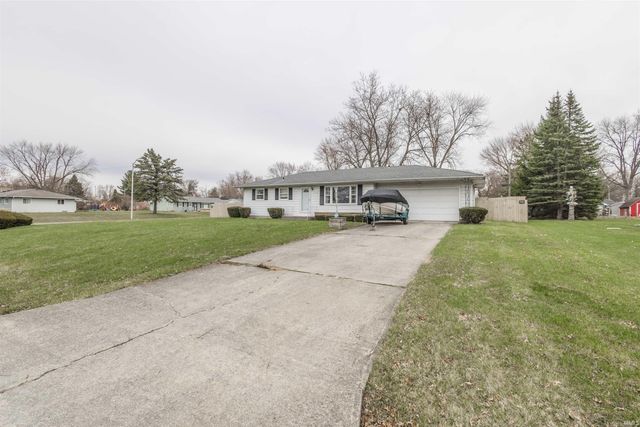 5732 Meadowbrook Drive, Fort Wayne, IN 46835