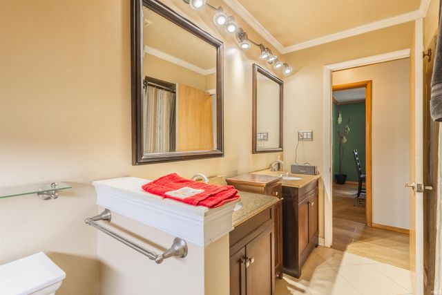 5732 Meadowbrook Drive, Fort Wayne, IN 46835