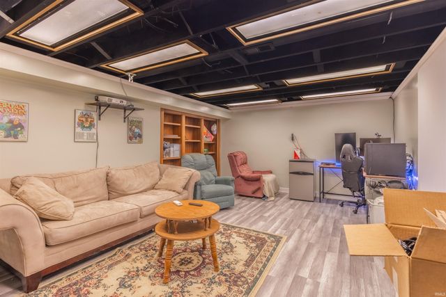 5732 Meadowbrook Drive, Fort Wayne, IN 46835