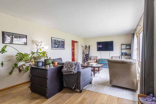 5732 Meadowbrook Drive, Fort Wayne, IN 46835