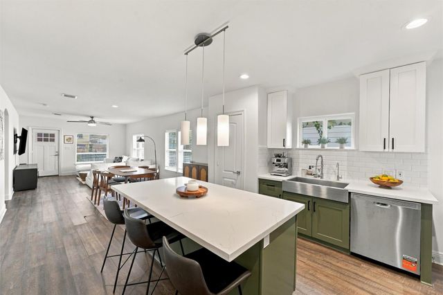 1614 Fulton Street, Houston, TX 77009
