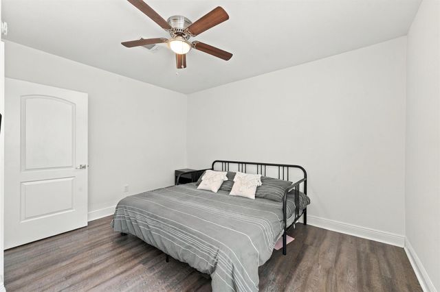 1614 Fulton Street, Houston, TX 77009