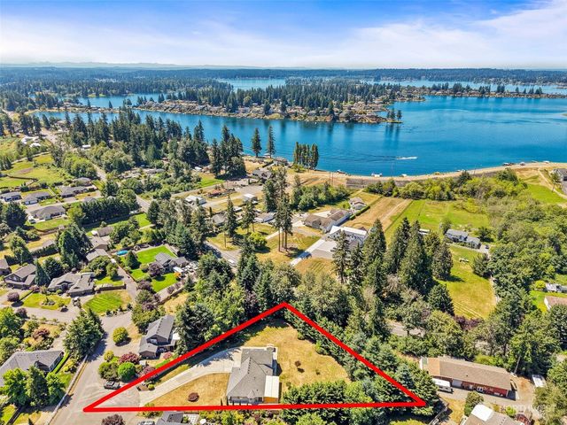 21503 21st Street E, Lake Tapps, WA 98391