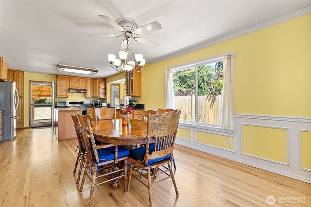 21503 21st Street E, Lake Tapps, WA 98391