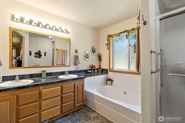 21503 21st Street E, Lake Tapps, WA 98391