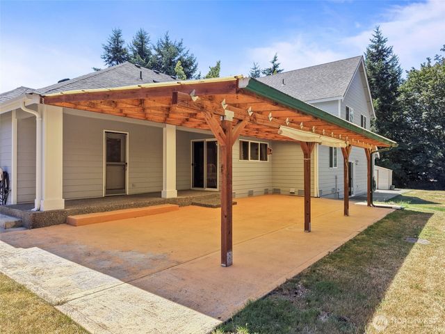 21503 21st Street E, Lake Tapps, WA 98391