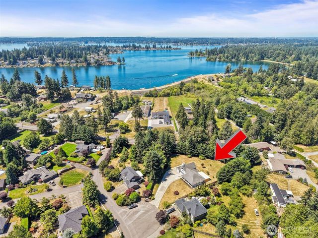 21503 21st Street E, Lake Tapps, WA 98391