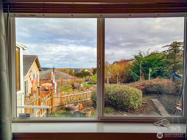 31 Opal Lane, Sequim, WA 98382