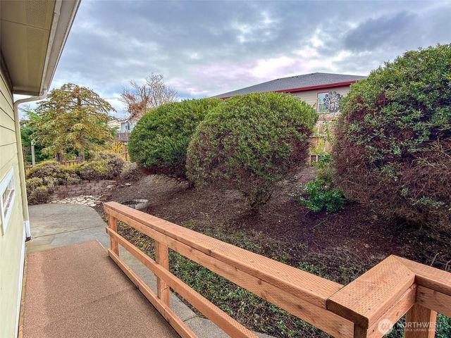 31 Opal Lane, Sequim, WA 98382