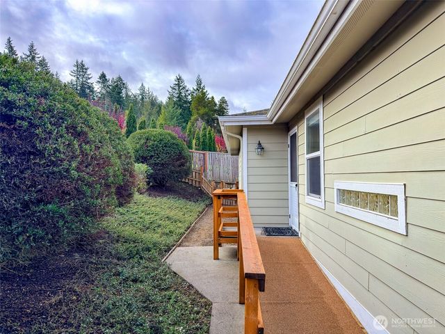 31 Opal Lane, Sequim, WA 98382