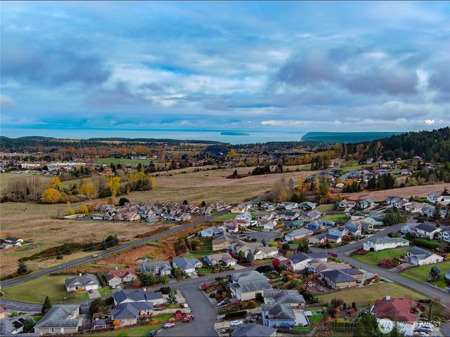 31 Opal Lane, Sequim, WA 98382