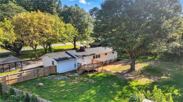 5515 Bethania Road, Pfafftown, NC 27040