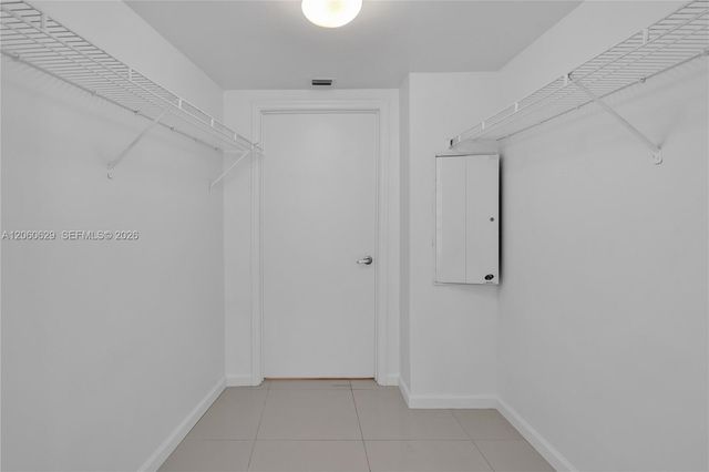1750 N Bayshore Dr 1602, Miami, FL 33132