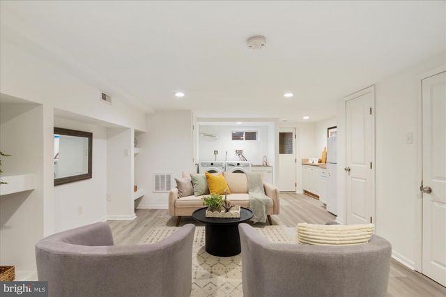 5049 NORTH CAPITOL ST NE, Washington, DC 20011