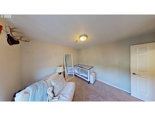1849 Ne TODD St, Roseburg, OR 97470