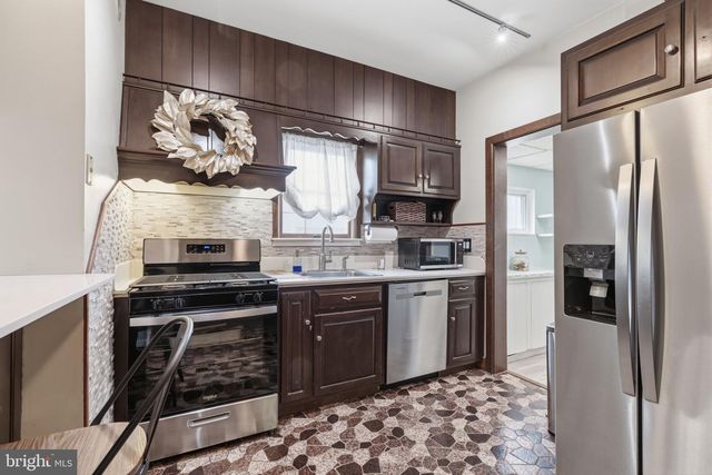 921 SIMONS AVE, Bensalem, PA 19020