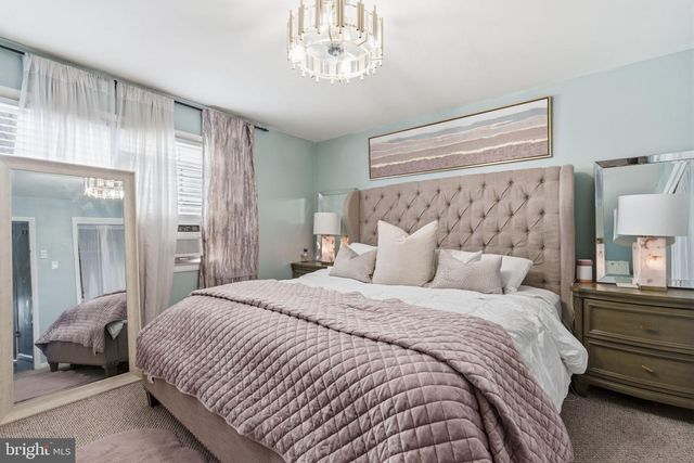 921 SIMONS AVE, Bensalem, PA 19020