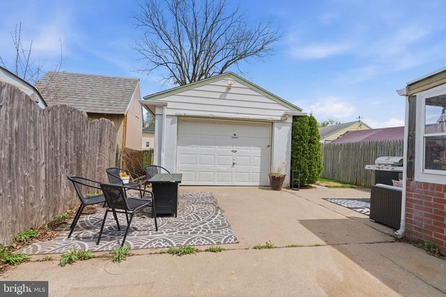 921 SIMONS AVE, Bensalem, PA 19020