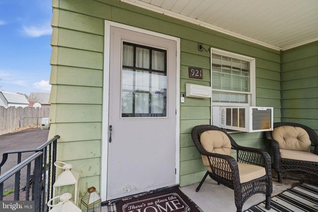 921 SIMONS AVE, Bensalem, PA 19020