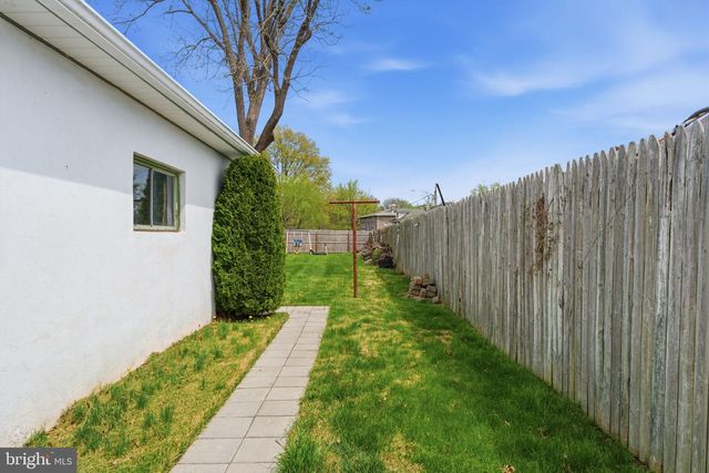 921 SIMONS AVE, Bensalem, PA 19020