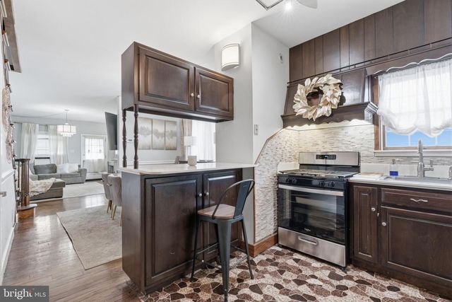 921 SIMONS AVE, Bensalem, PA 19020