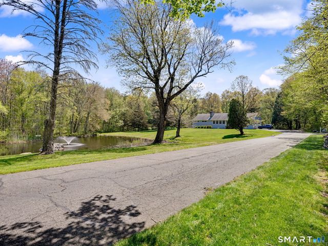 65 Banks Road, Easton, CT 06612