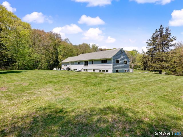 65 Banks Road, Easton, CT 06612